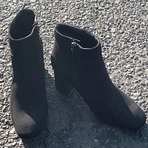 ankle boots